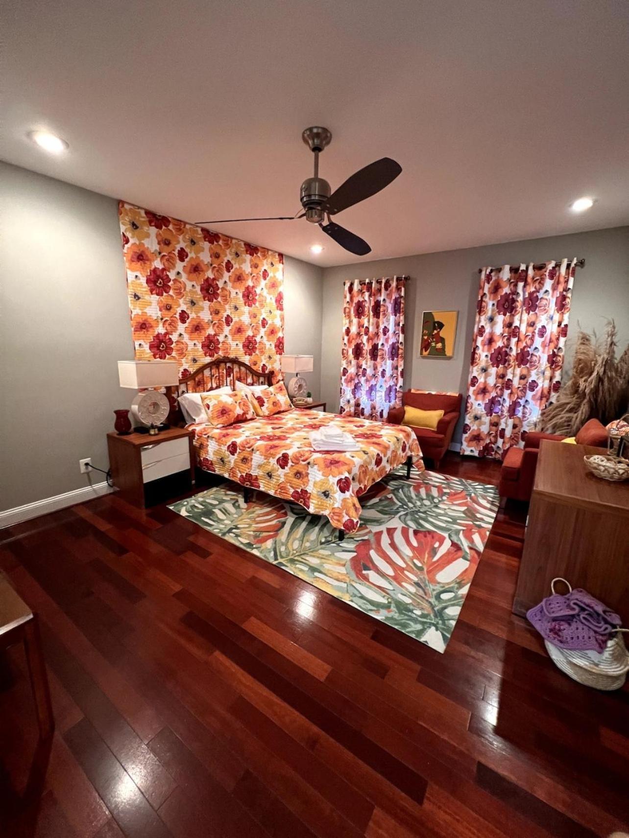 Holiday home Retro-inspired Content House In Patterson Park Baltimore