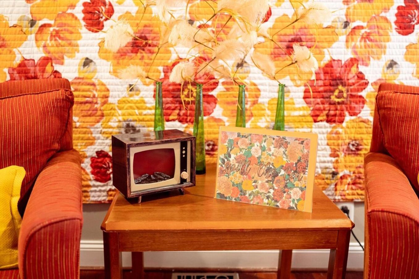 Retro-inspired Content House In Patterson Park Holiday home Baltimore